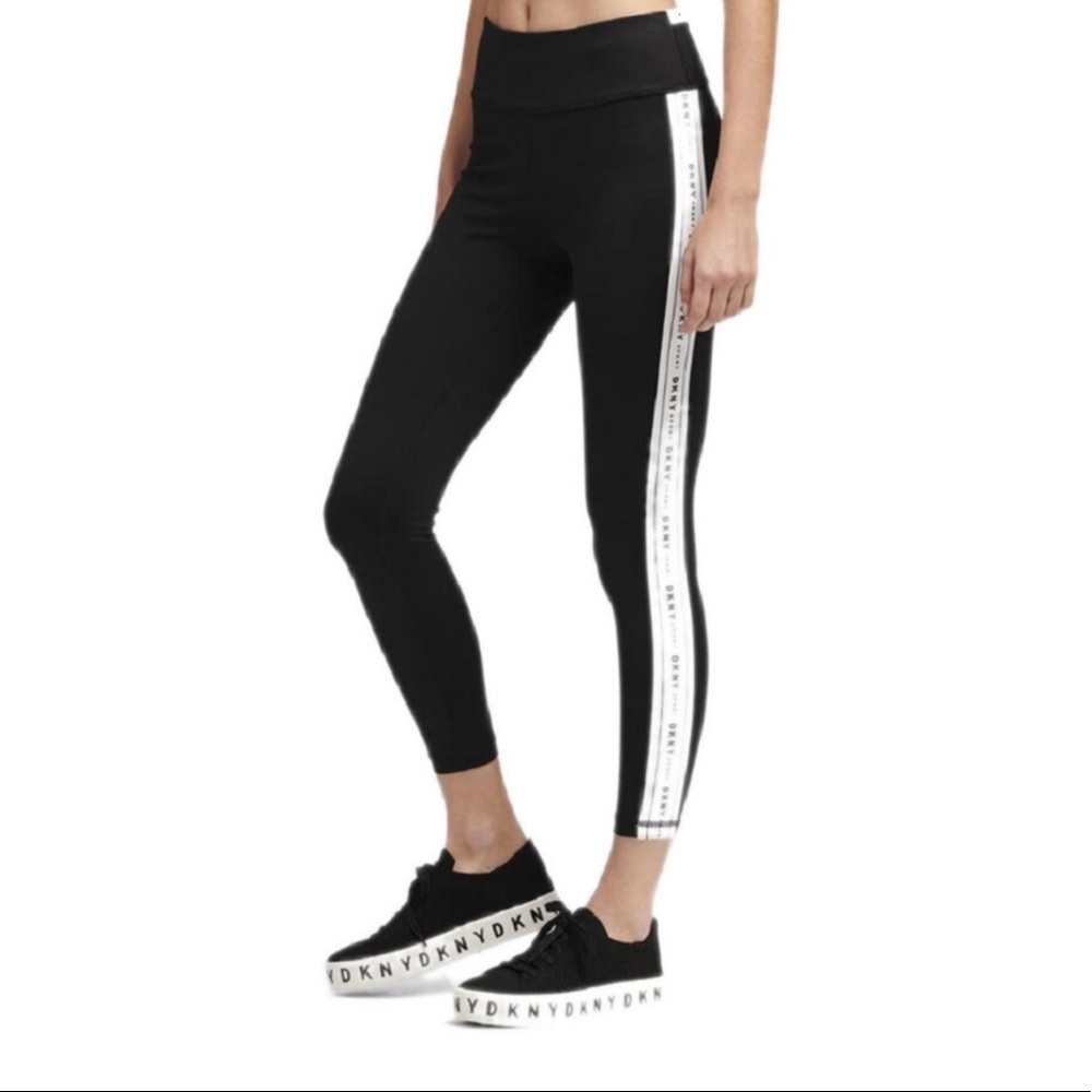 DKNY Black & White Workout Leggings Size Medium